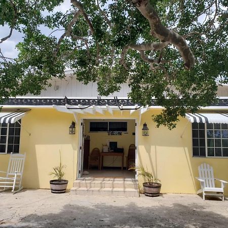 Treasure Beach Inn And Bar Exterior foto